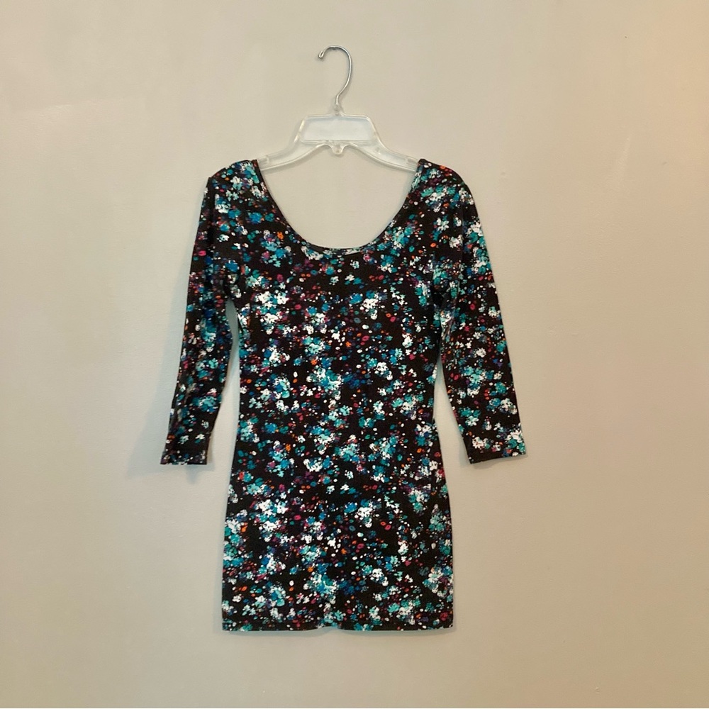 4/$10 - Decree Floral 3/4 Sleeves Fitted Dress